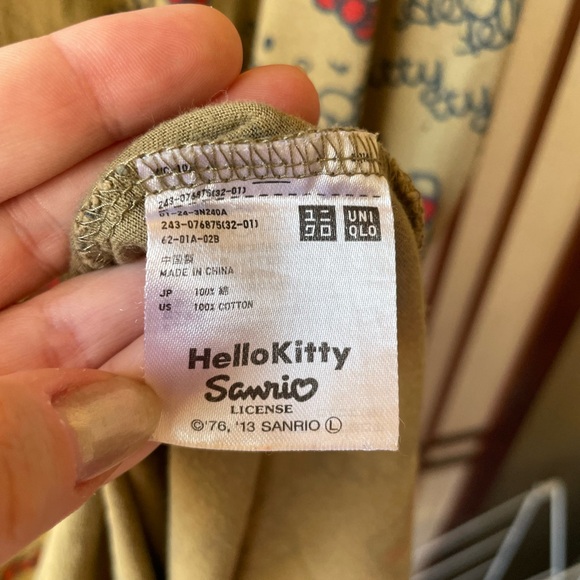 Uniqlo x Sanrio Tan and red Hello Kitty maxi dress #kawaii - Picture 4 of 6